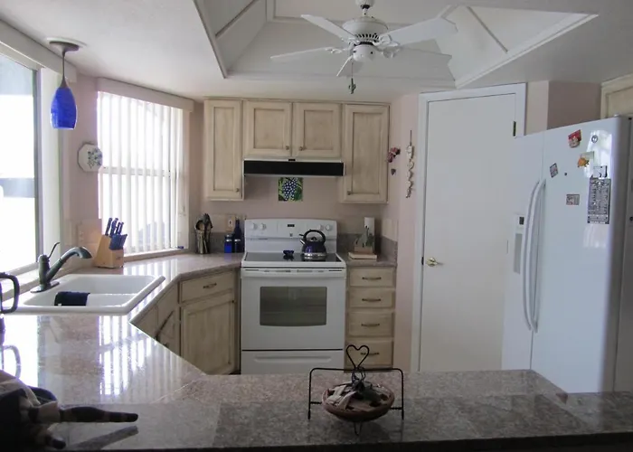 Cliffrose Pool With Rv/boat Parking Hébergement de vacances Lake Havasu City
